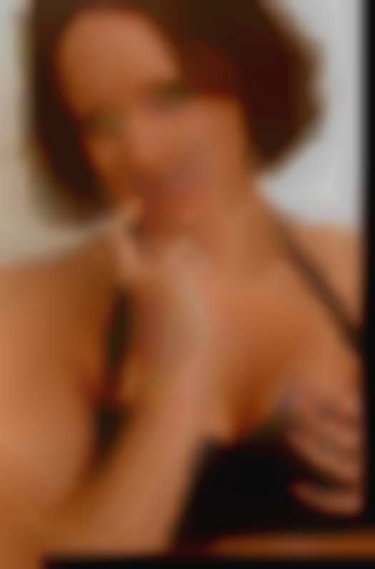 Senjour pussy wieves housewife show nudi in Mcdonough GA.